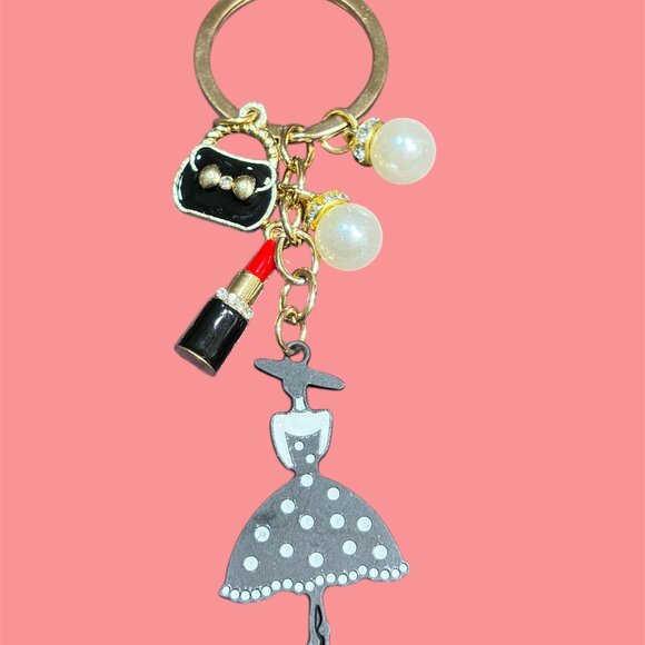 Accessories - BAG CHARM VINTAGE LADY WITH PEARLS AND LIPSTICK